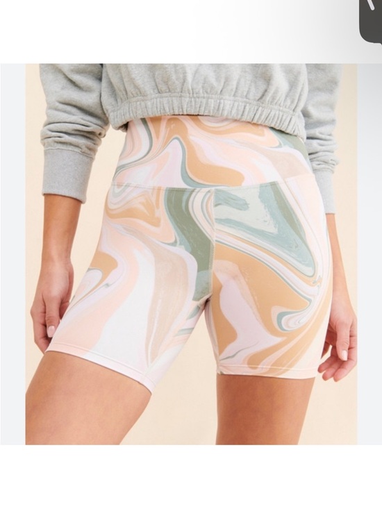 Beach Riot Pants - Beach Riot Marble Print Bike Shorts - Pastel Swirl